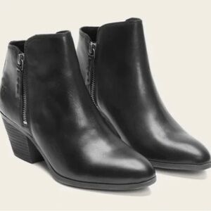FRYE Black Ankle Booties Judith Double Zip Leather Chunky Heel 7.5